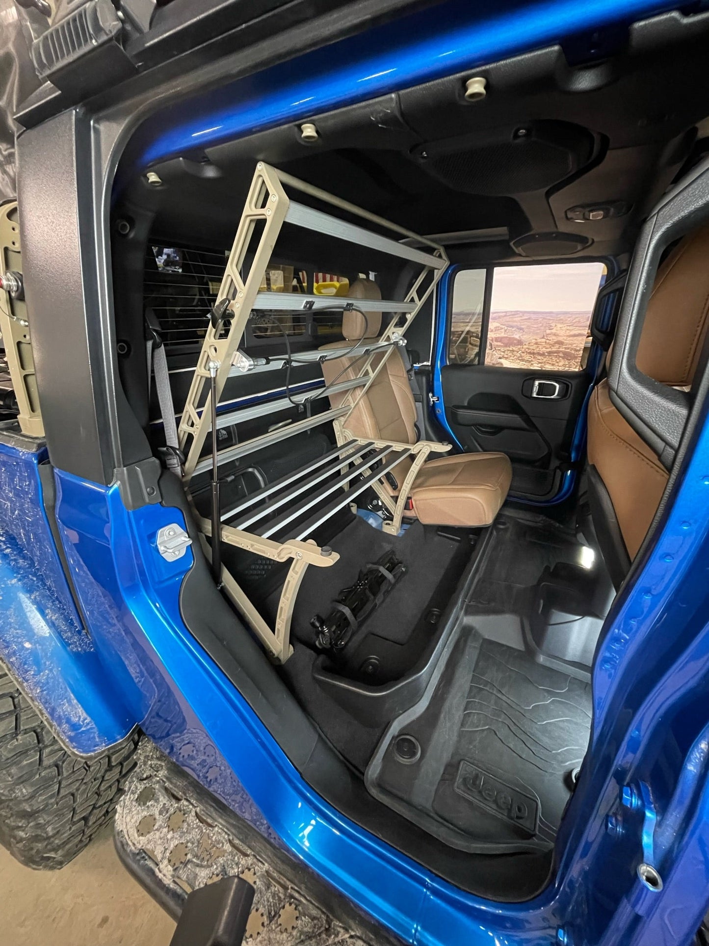 RSDR (Rear Seat Delete Rack)