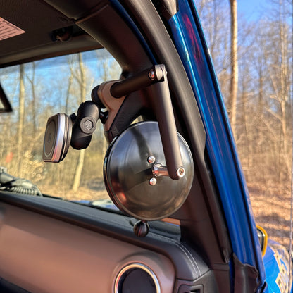 Jeep_Doors_Off_8_Breakaway_Mirrors Folded